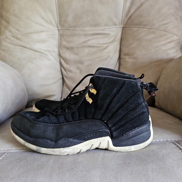 Nike Other - Nike Air Jordan 12 Reverse Taxi Basketball black sneakers Sz 9.5